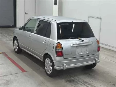 Daihatsu Mira Gino