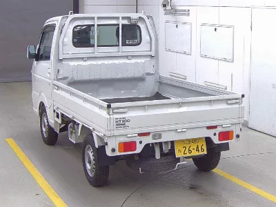 NISSAN NT100 CLIPPER