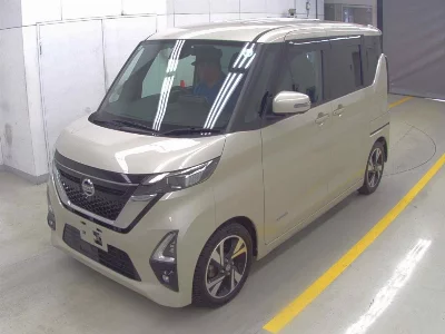 NISSAN ROOX