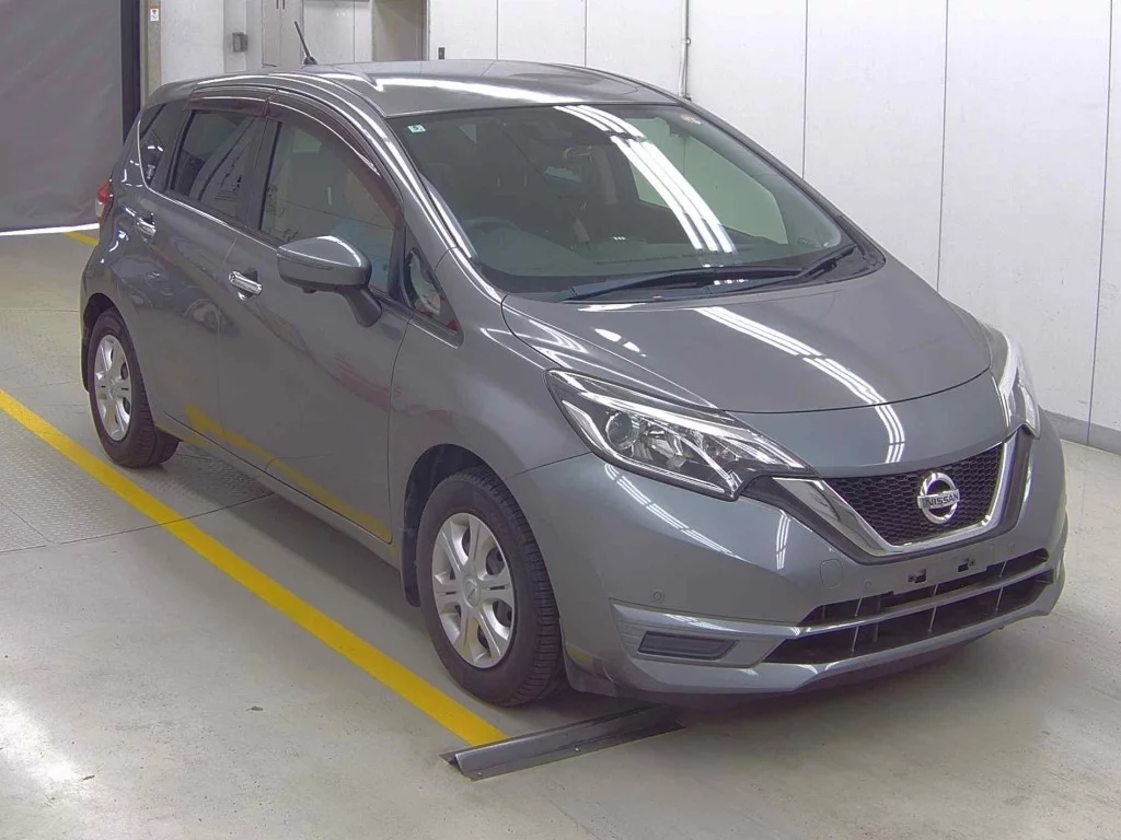 Nissan Note  с аукциона в Японии