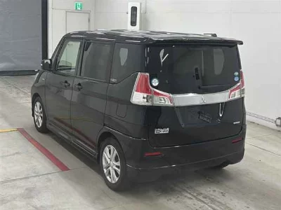 Mitsubishi Delica D:2