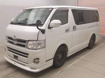 Toyota HiAce Van