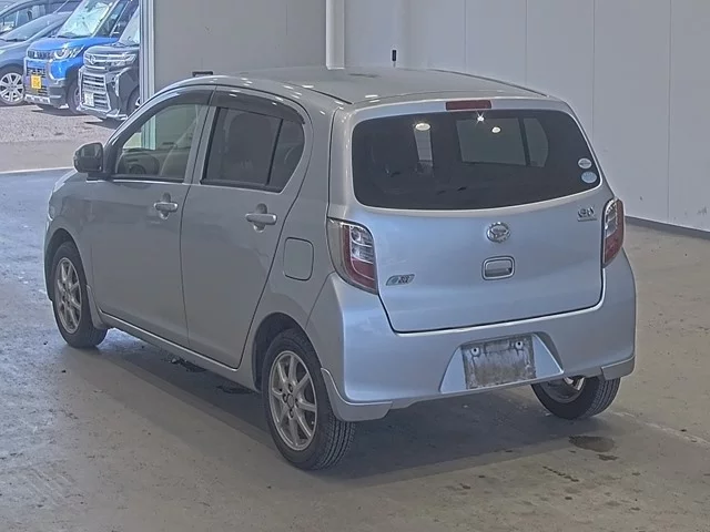 Daihatsu Mira e:S  с аукциона в Японии