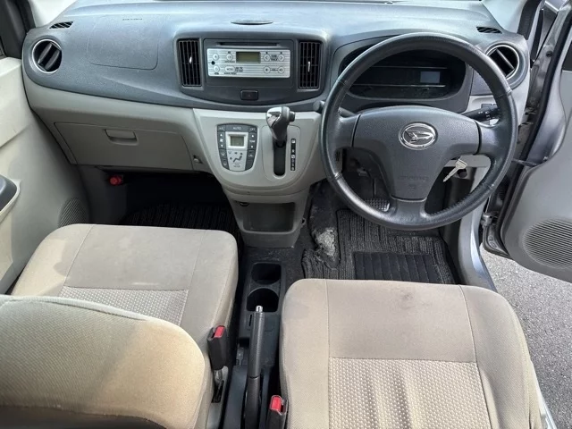 Daihatsu Mira e:S  с аукциона в Японии