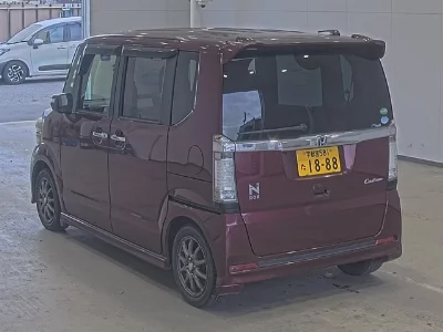 Honda N BOX CUSTOM