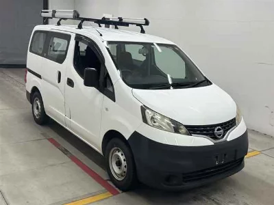 Nissan NV200 VANETTE VAN