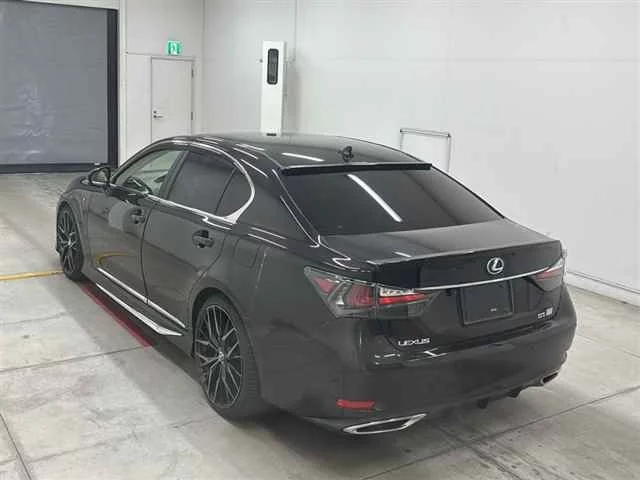 Lexus GS  с аукциона в Японии