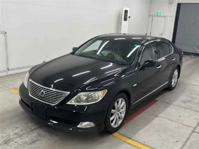 Lexus LS460L