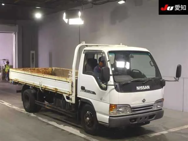 Nissan Atlas  с аукциона в Японии
