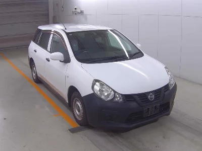 Nissan AD