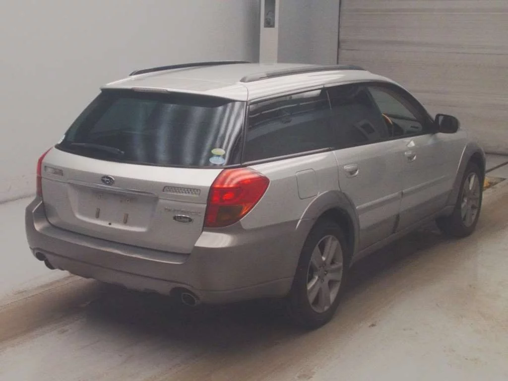 Subaru Outback  с аукциона в Японии