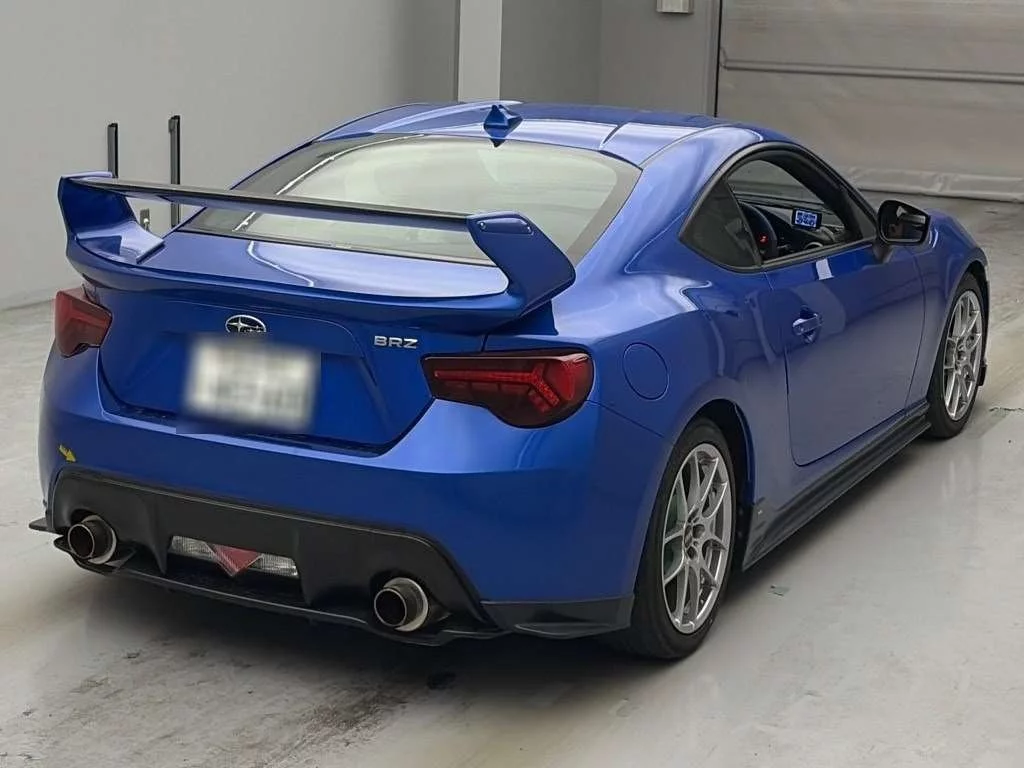 Subaru BRZ  с аукциона в Японии