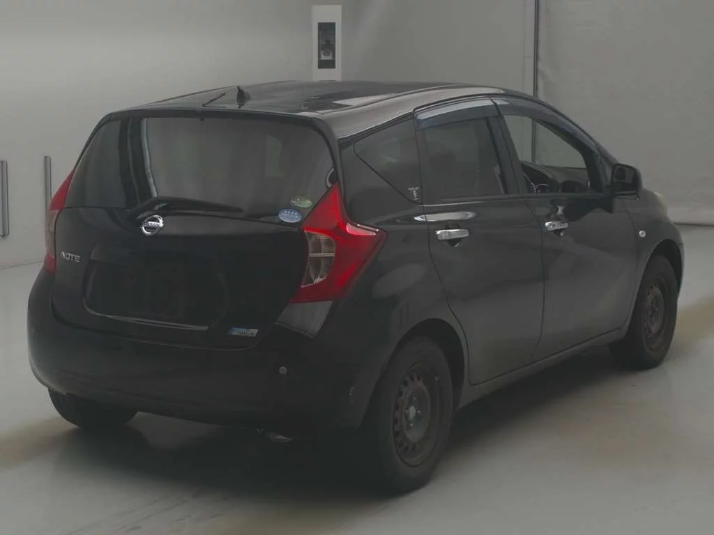 Nissan Note  с аукциона в Японии