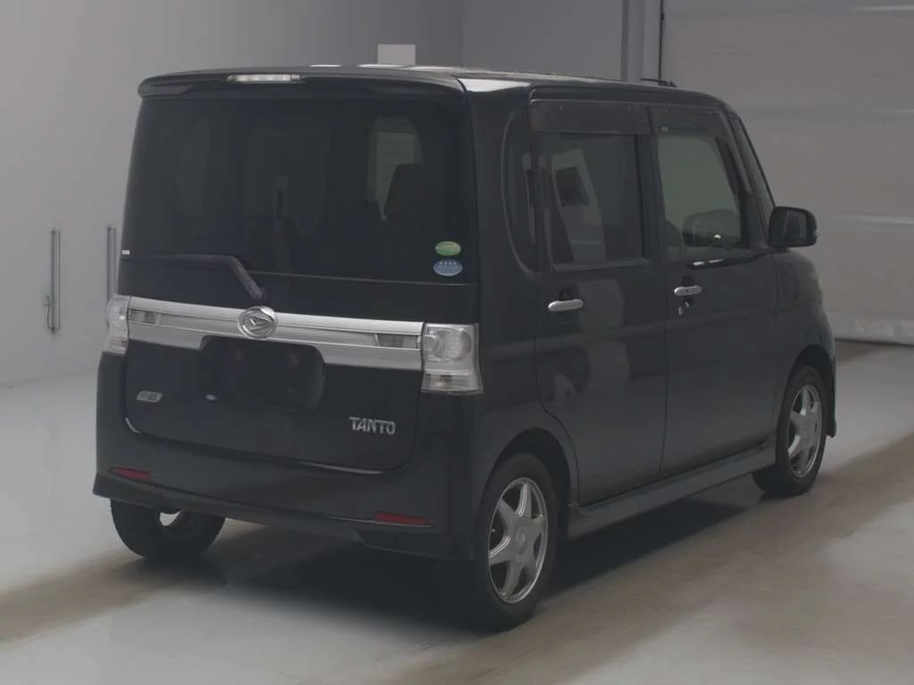 Daihatsu Tanto  с аукциона в Японии