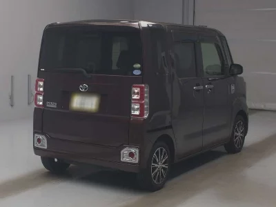 Toyota Pixis Mega