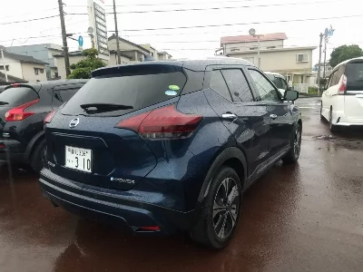 NISSAN KICKS