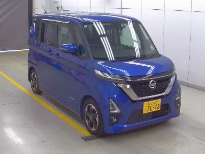 NISSAN ROOX
