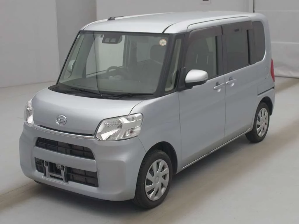 Daihatsu Tanto  с аукциона в Японии