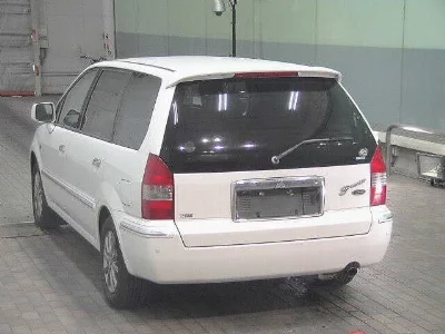 Mitsubishi Chariot Grandis