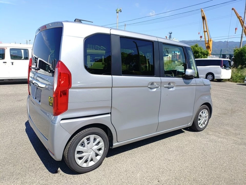 Honda N-Box  с аукциона в Японии