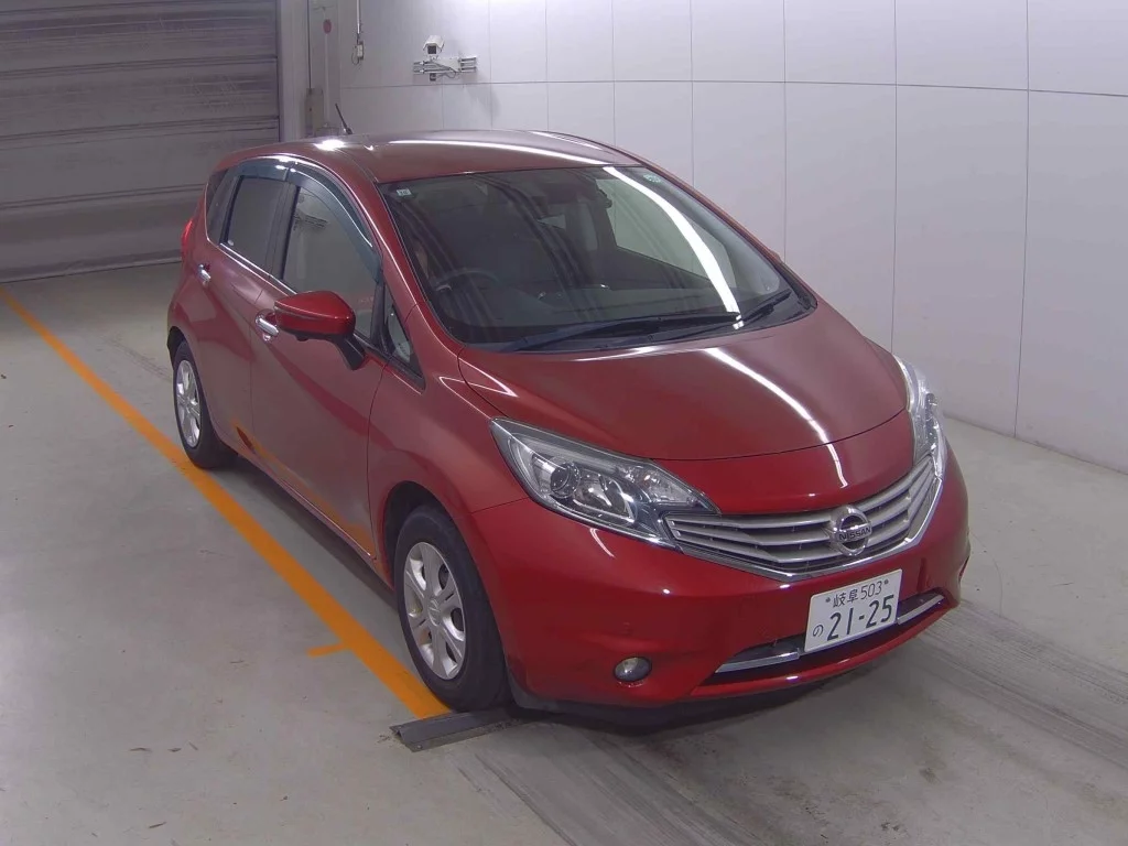 Nissan Note  с аукциона в Японии