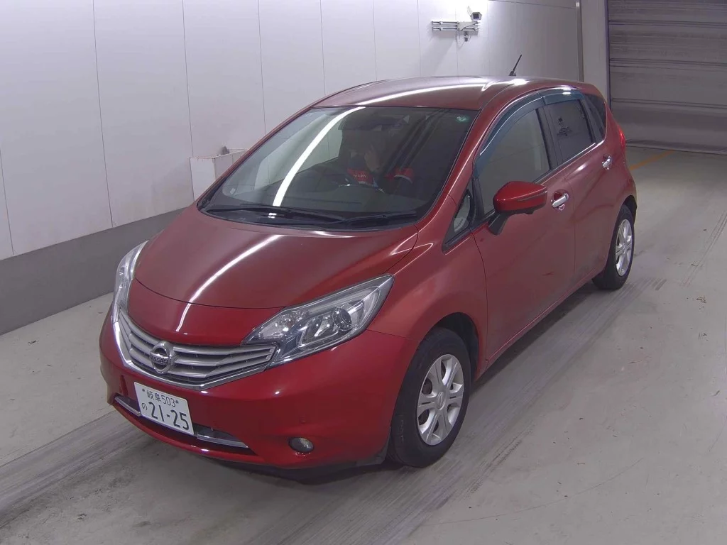 Nissan Note  с аукциона в Японии