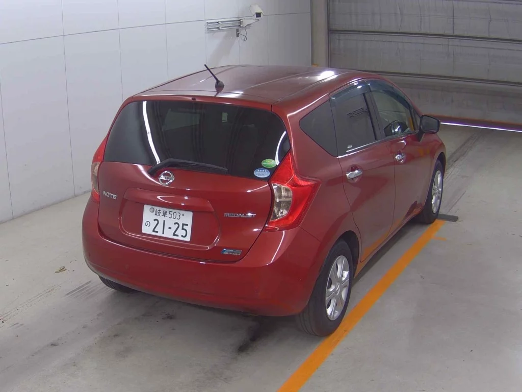 Nissan Note  с аукциона в Японии