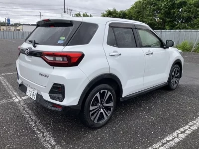 DAIHATSU ROCKY