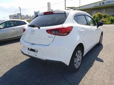 Mazda Mazda2