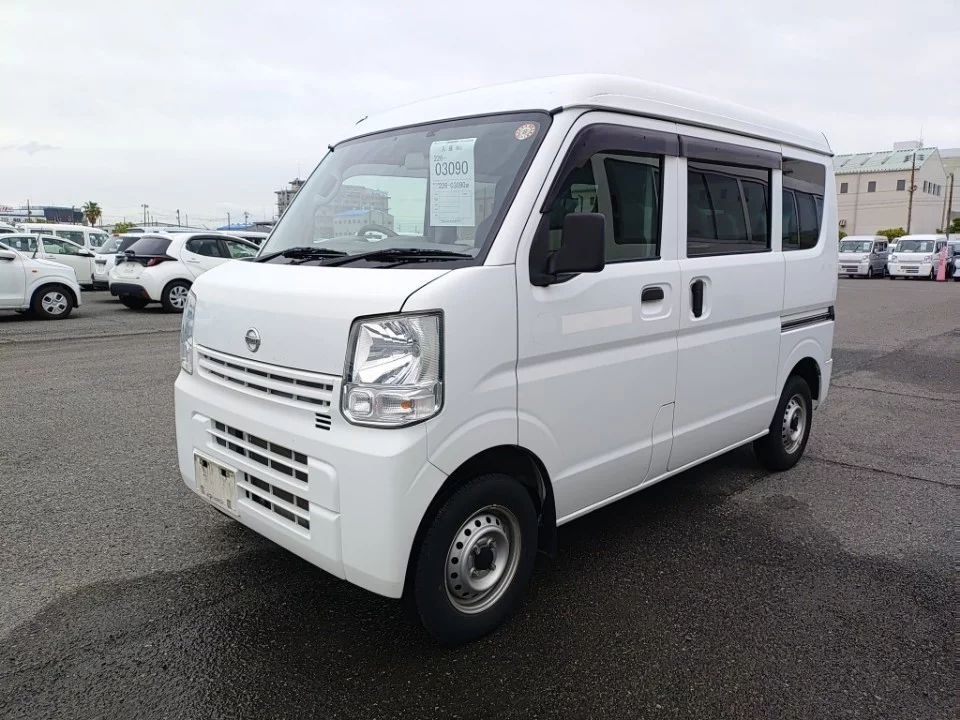 Nissan NV100 Clipper  с аукциона в Японии