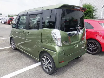 Nissan Dayz Roox