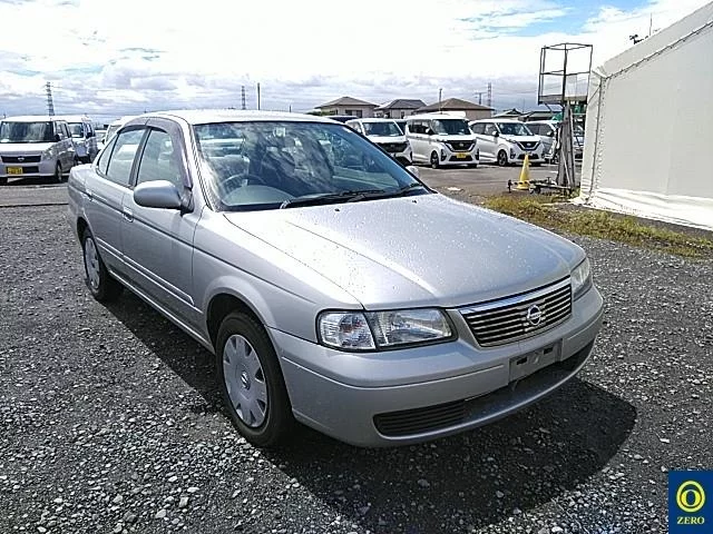 Nissan Sunny  с аукциона в Японии