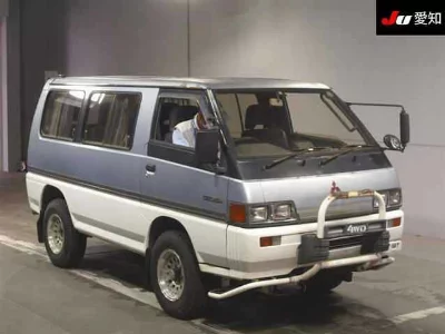 Mitsubishi Delica