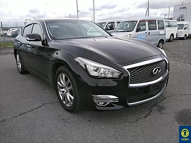 Nissan Fuga  с аукциона в Японии
