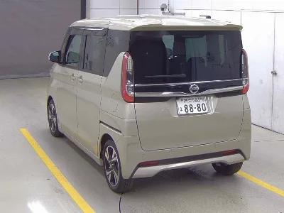 NISSAN ROOX