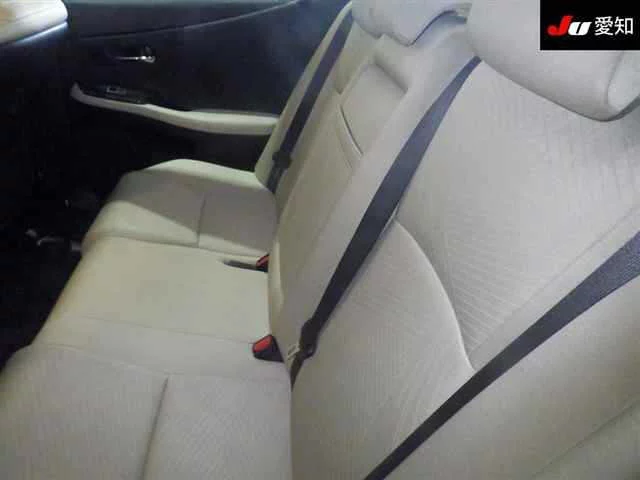Lexus HS250h  с аукциона в Японии