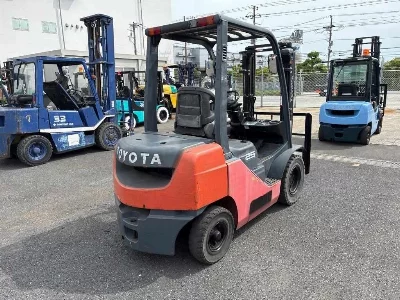 Toyota  FORKLIFT