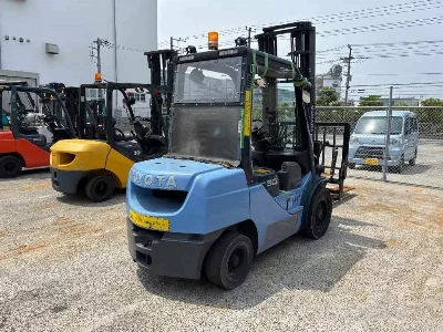 TOYOTA  FORKLIFT 