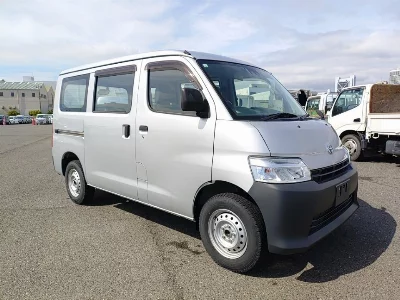 TOYOTA TOWN ACE