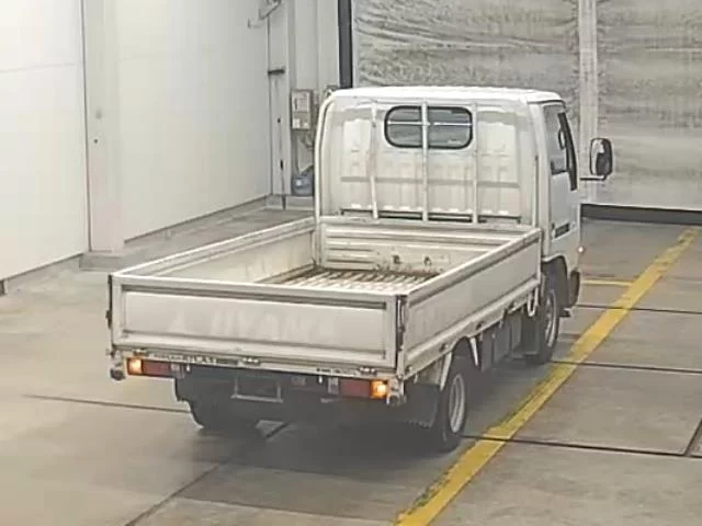 Nissan Atlas  с аукциона в Японии