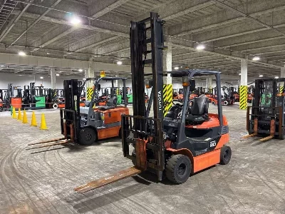 TOYOTA  FORKLIFT 