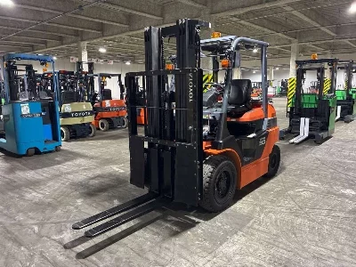 TOYOTA  FORKLIFT 