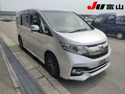 Honda STEPWGN SPADA
