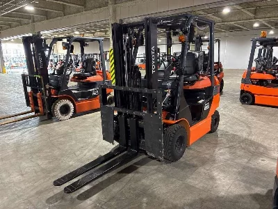 TOYOTA  FORKLIFT 