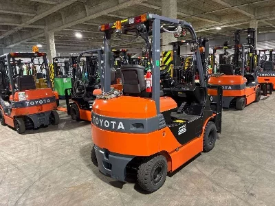 TOYOTA  FORKLIFT 