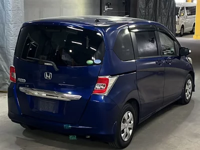 HONDA FREED
