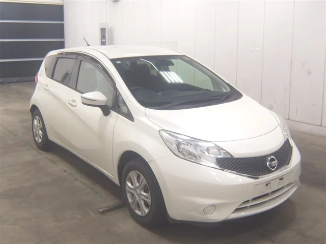 Nissan Note  с аукциона в Японии