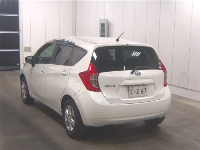 Nissan Note  с аукциона в Японии