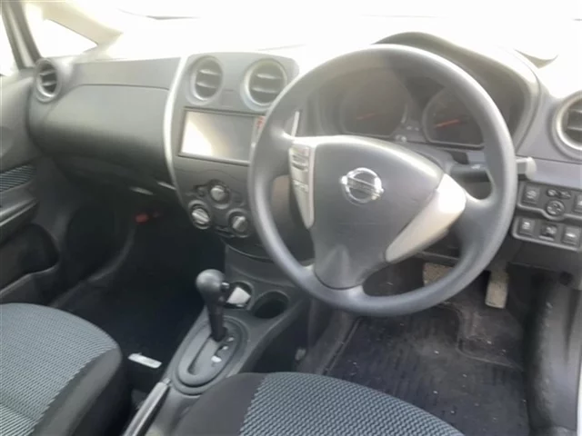 Nissan Note  с аукциона в Японии