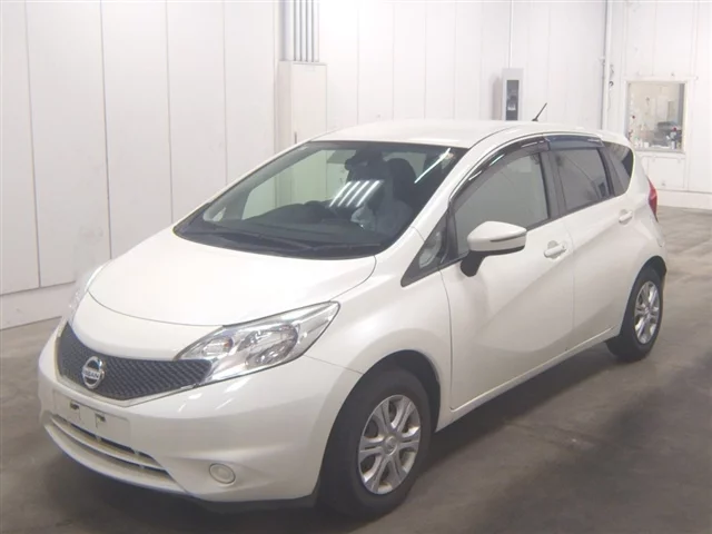 Nissan Note  с аукциона в Японии